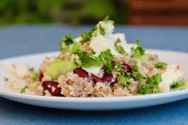 Couscous-Salat mit Hackfleisch